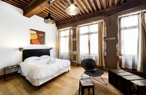 Old Lyon Apartment | AllinLyon | Studio authentique Vieux Lyon