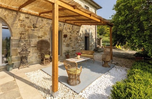 Subbiano Apartment | Alloro Apartment-A Refuge of Nature, Comfort and Relaxation with Panoramic Pool