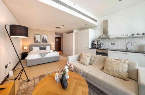 DIFC Apartment | Allsopp & Allsopp - Studio Apartment in Liberty House, DIFC