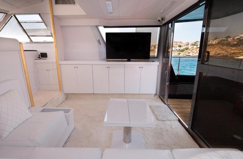 Ornos Boat Rental | Allure Cruises