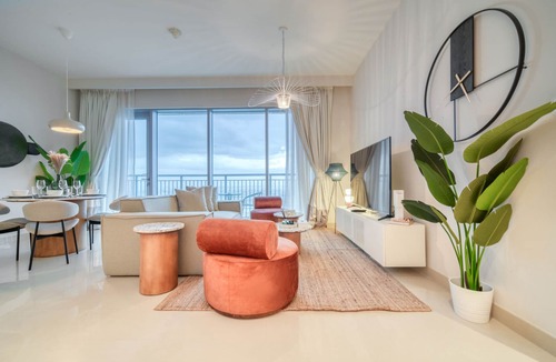 Dubai Apartment | Alluring 1BR at Harbour Views Tower 1 Dubai Creek Harbour by Deluxe Holiday Homes