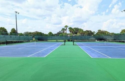 Ventura House | Alluring 2bd/2ba in East Orlando.