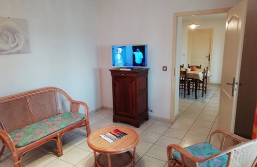 Monchaux Apartment | Alluring Holiday Home in Quend with Swimming Pool