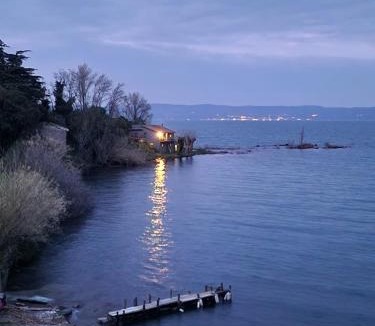 Capodimonte Apartment | Alma Capodimonte Lake chalet