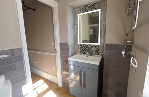 Cotham Apartment | Alma Studios - Apartment 4 - Hopewell