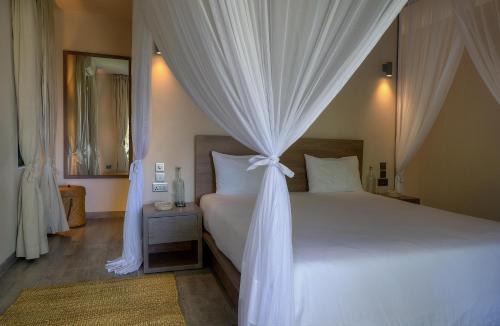 Diani Beach Hotel | Almanara Luxury Boutique Hotel & Villas