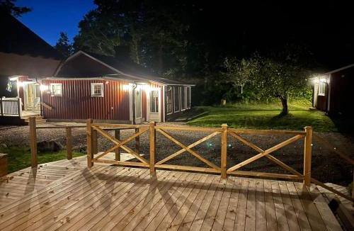 Ullared Resort | Almas gård