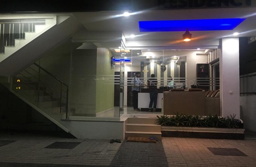 Kaloor Hotel | Almas Residency