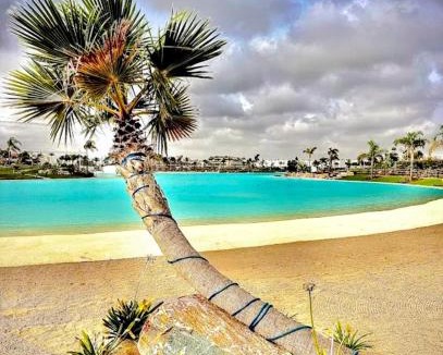 Torre-Pacheco Villa | Almendro 40 2v6 Santa Rosalia Resort dolby atmos 4k cinema Biggest pool in the almendro line up ! pool table ! & Much more !
