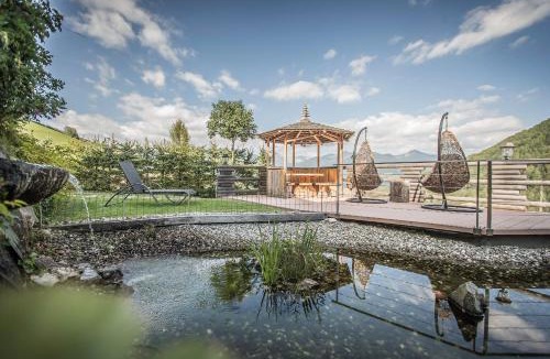 Casola Hotel | Almhotel Lenz