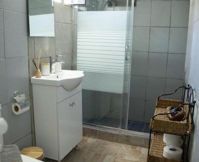 East Mani House | Almia