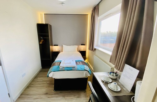 Bicester Hotel | Almond Tree Hotel