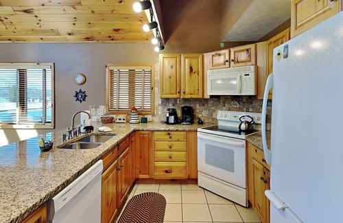 McHenry Cottage | Almost Paradise by Taylor Made Deep Creek