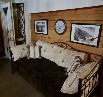Ebbs Apartment | ALMRAUSCH