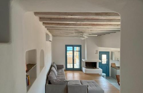 Kithnos Villa | Almyra Blue Villa