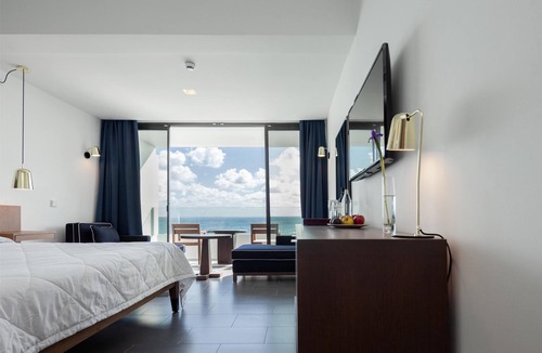 Paphos Hotel | Almyra