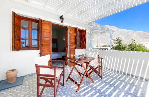 Perissa Apartment | Almyra Villa
