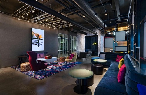 East Oak Hill Hotel | Aloft by Marriott Austin Southwest