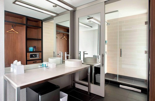 Cheektowaga Hotel | Aloft by Marriott Buffalo Airport