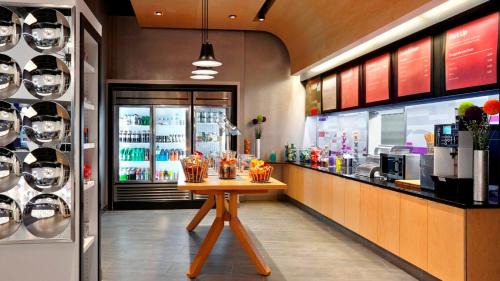 Banff Trail Hotel | Aloft by Marriott Calgary University