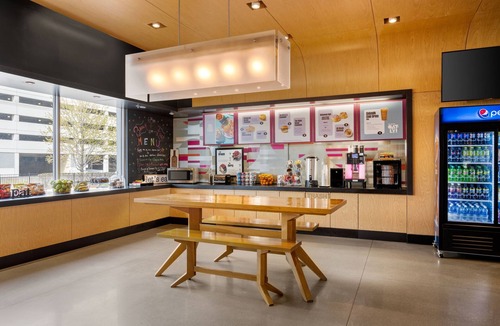 Rosemont Hotel | Aloft by Marriott Chicago O'Hare