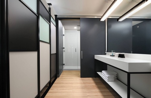Euless Hotel | Aloft by Marriott Dallas Euless