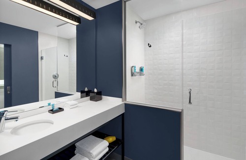 Delray Beach Hotel | Aloft by Marriott Delray Beach