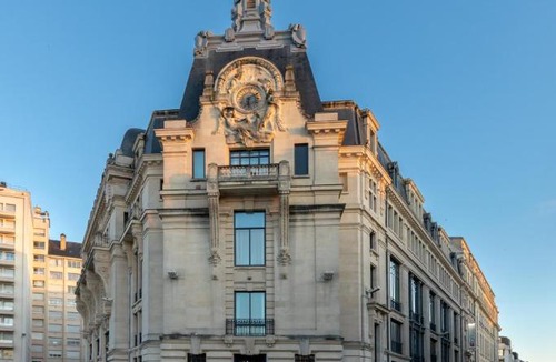Old Town Hotel | Aloft by Marriott Dijon