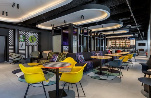 Old Town Hotel | Aloft by Marriott Dijon