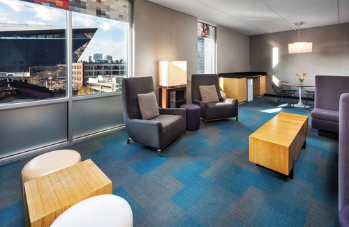 Downtown East Hotel | Aloft by Marriott Minneapolis