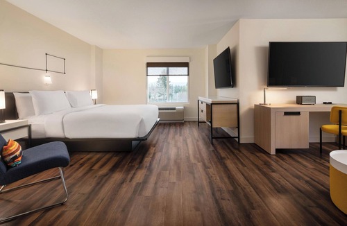 Mountain View Hotel | Aloft by Marriott Mountain View