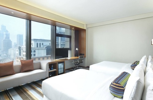 Dalian City Center Hotel | Aloft Dalian