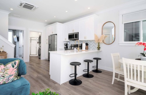 Wilmington Historic District Villa | Aloha at The Cove Riverwalk Villas