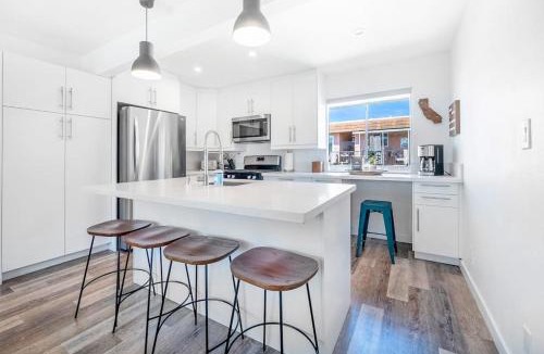 San Clemente House | Aloha-Howdy Surf Gateway