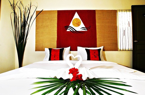 Saladan Hotel | Aloha Lanta