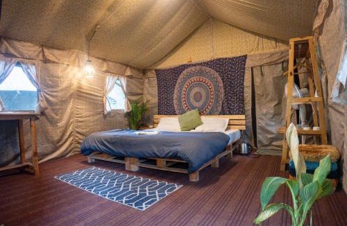 Mohal House | Aloha Riverside