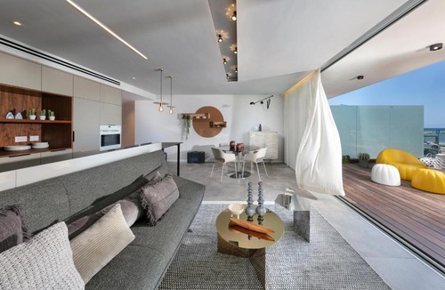 Haifa Apartment | Alonas Apartments Beachfront Apartment