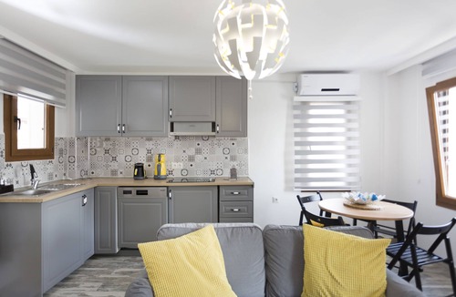 Akyaka City Center Apartment | Alp Suites Limon