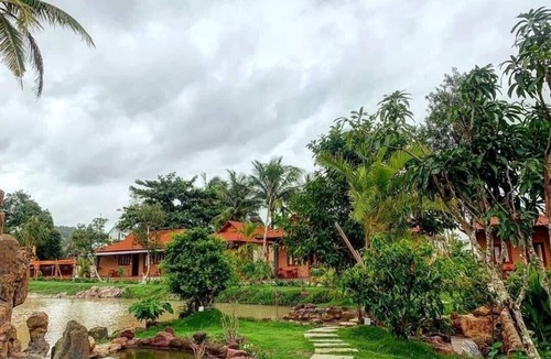 Ham Ninh Resort | ALPACA RESORTS