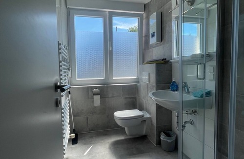 Memmingen Apartment | Alpen-Hostel Mittelstation Nord Buxacher Straße 23 with bikerental