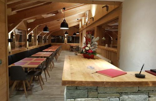 Morzine Hotel | Alpen Roc