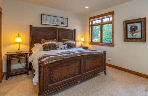 Big Sky House | Alpenglow 34A