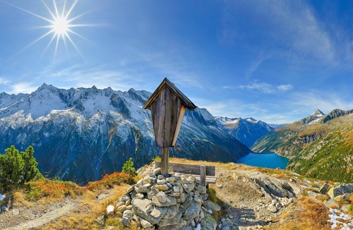 Kramsach Apartment | ALPENGONDEL Suite – Balcony & Mountain View