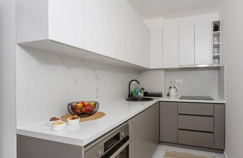 Bar Apartment | Alpha Mare