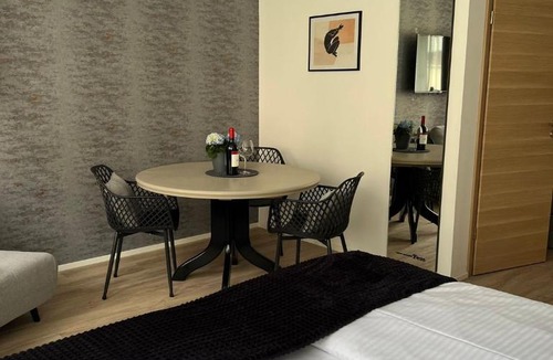 Backnang Hotel | Alpha Rooms