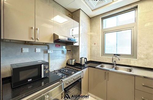 Al Satwa Cabin | Alphatel Hostel - Dubai World Trade Centre