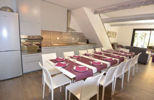 Plan-d'Orgon Villa | Alpilles Luberon Air-conditioned Spa Heated swimming pool Petanque Table soccer
