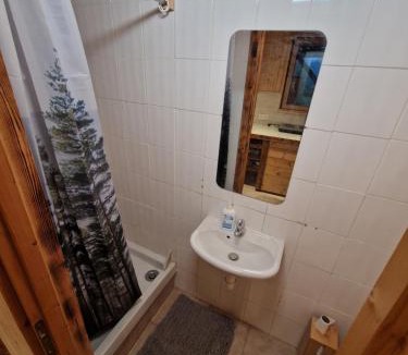 Station de Drouzin le Mont Apartment | Alpine 1 bed Chalet with beautiful views