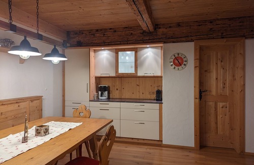 Stummerberg Ski Chalet | Alpine chalet with its own garden
