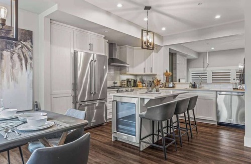 Canmore Condo | ALPINE CREST. Elevated Mountain Vacation @ Mercer